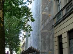 Fassadenarbeiten im Kiez