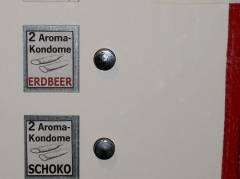 Kondomautomat im Jugendclub Schloß 19