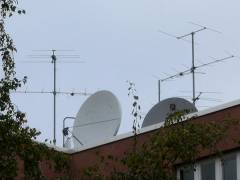Satelliten-Kopfstation im Kiez